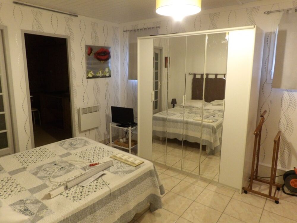 Vente Maison Maison à vendre 12 pièces NERIS LES BAINS (03) Neris les bains
