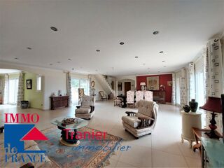  Propri�t�/ch�teau � vendre 6 pi�ces 235 m�