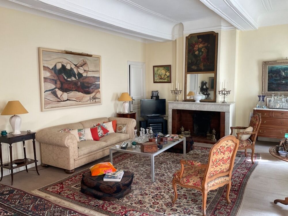 Vente Appartement Appartement à vendre 3 pièces MARSEILLE 1er dernier étage d'un immeuble bourgeois Marseille 1