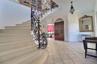  Propri�t�/ch�teau � vendre 6 pi�ces 200 m�