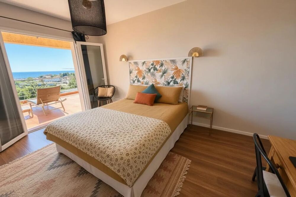 Maison de 8 pièces de 234 m² à Sari-Solenzara