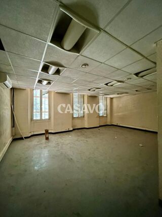 Vente Immeuble Vente Immeuble 1 pièce de 220m² - 83170 Brignoles Brignoles
