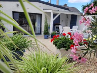 Maison 5 pièces 220 m² · aux Portes du Coglais · 220 m² · 220 000 €