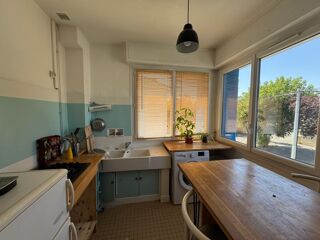  Appartement à louer 3 pièces 65 m²