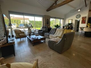  Propri�t�/ch�teau � vendre 5 pi�ces 145 m�