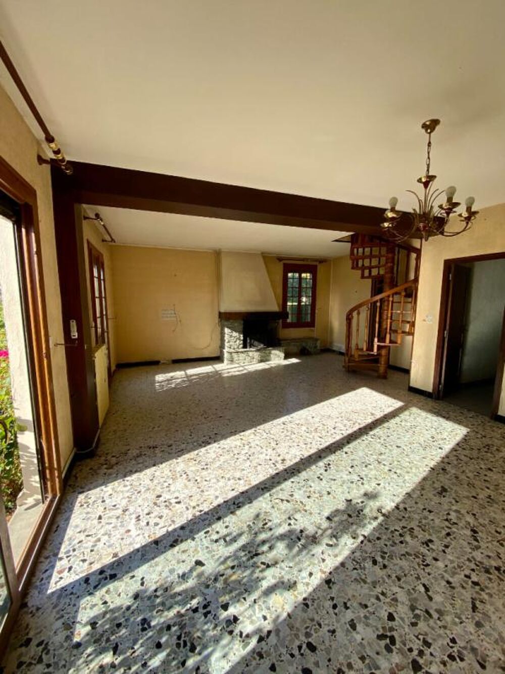 Vente Maison Maison à rénover Cahagnes 4 pièce(s) 130 m2 Cahagnes