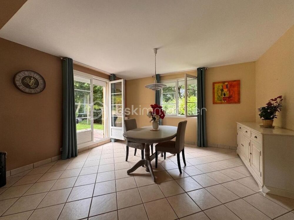Vente Maison Magnifique Maison Familiale 4 chambres sur sous-sol complet Dampierre sur avre