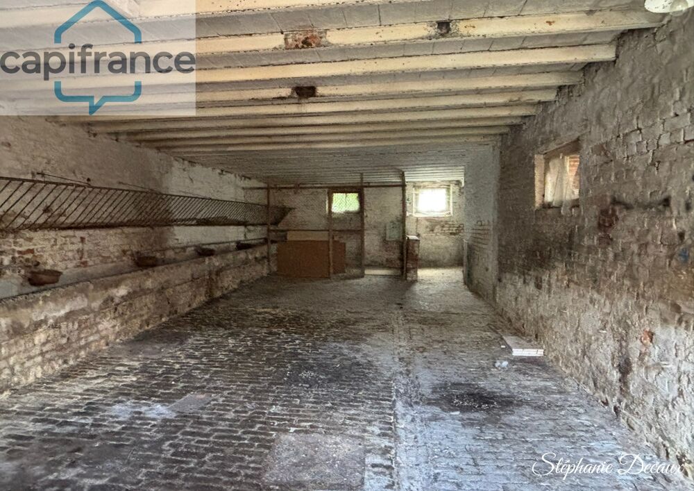 Vente Maison A VENDRE : Grange aménageable 270 m2 + Terrain 720 m2 – Centre GLAGEON (59132) Glageon