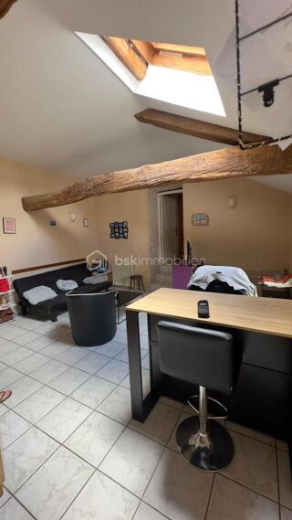  Immeuble � vendre 8 pi�ces 147 m�