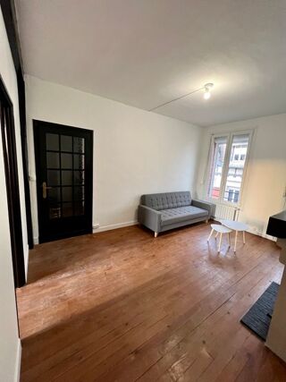  Appartement à louer 3 pièces 70 m²