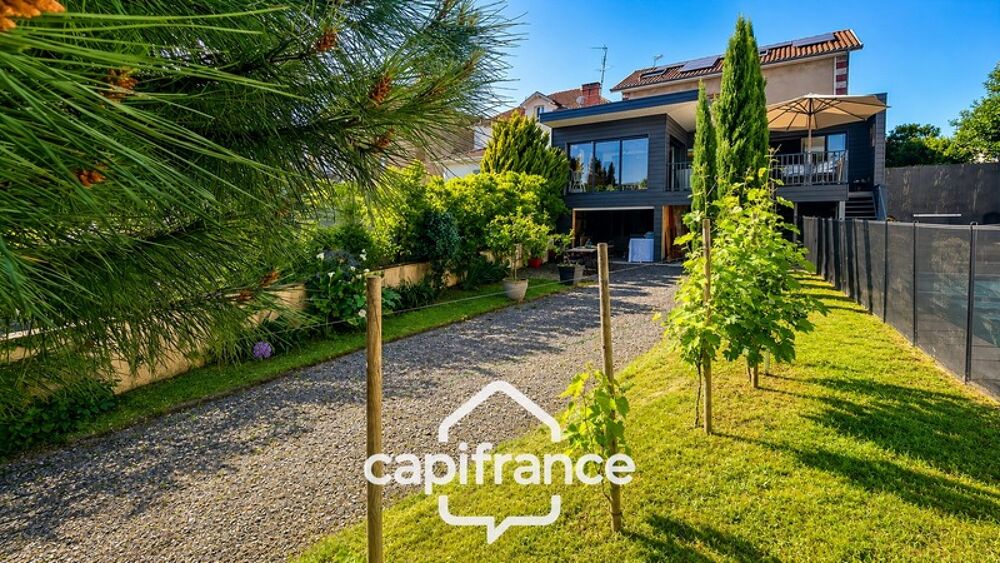 HABAS (40) Maison de caractère rénovée  DPE B, piscine chauffée, 6 chambres