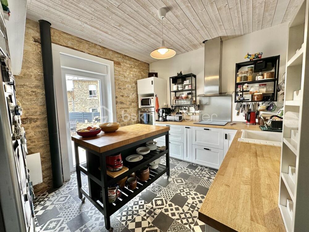 Vente Immeuble RARE À POULDREUZIC – 212 m² habitables – Dépendance – Jusqu'à 3 habitations indépendantes Pouldreuzic