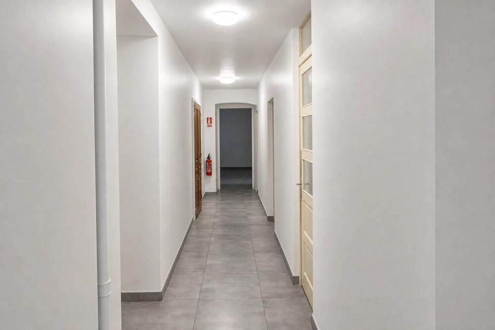 Montfaucon-en-Velay : 900m² avec terrain, idéal gîtes ou projets