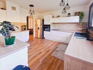  Maison � vendre 10 pi�ces 301 m�