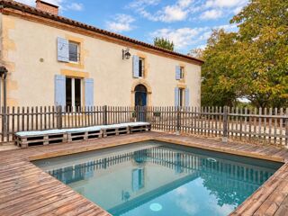  Propriété/château à vendre 14 pièces 445 m²
