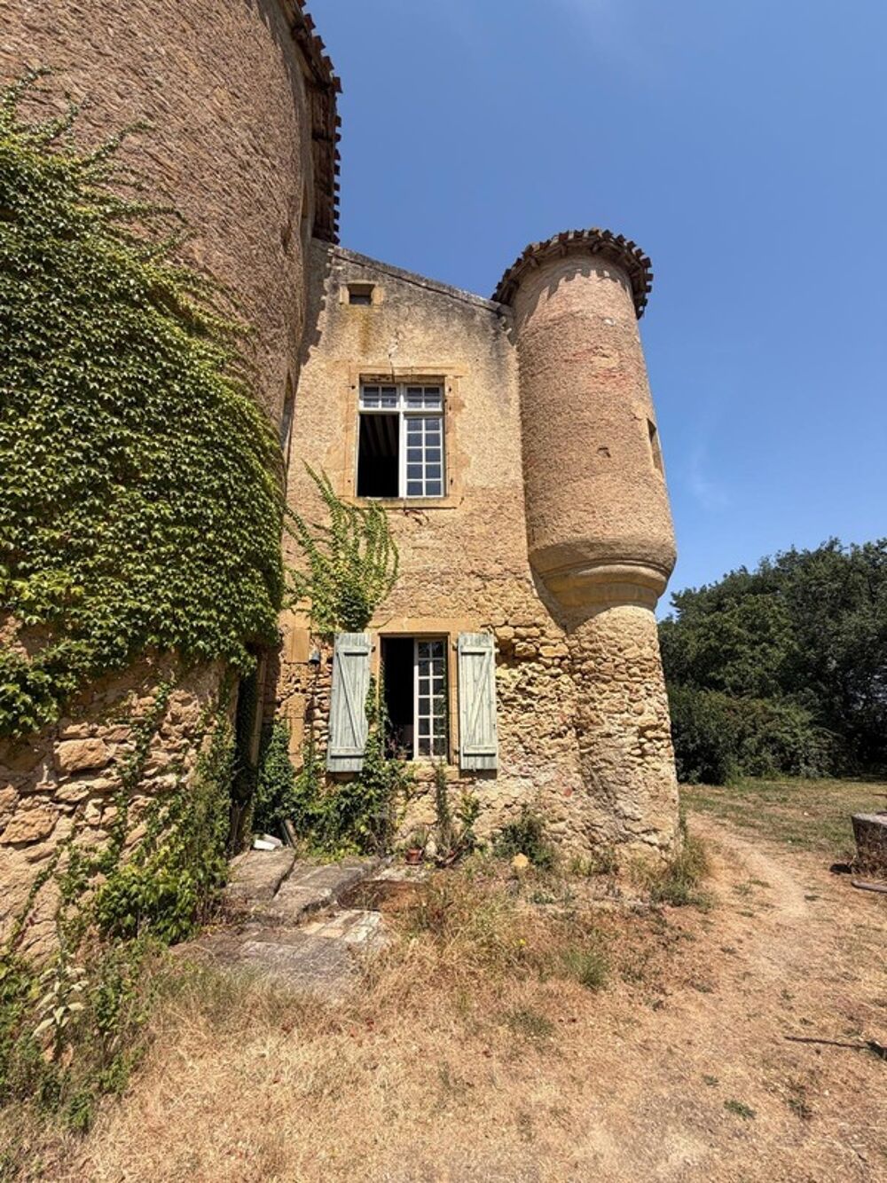 Vente Propriété/Château MARCIAC(32): ancienne SEIGNEURIE avec BEAU CHATEAU XIV sur 3,5ha, cachée, au bout du chemin, sans voisin, en campagne, 500m2 hab Marciac