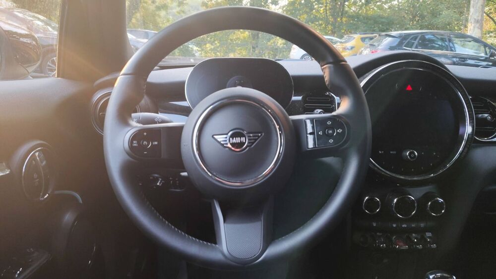 Cooper II 1.5i 136 DKG7 Essential - Automatique 2022 occasion 75017 Paris