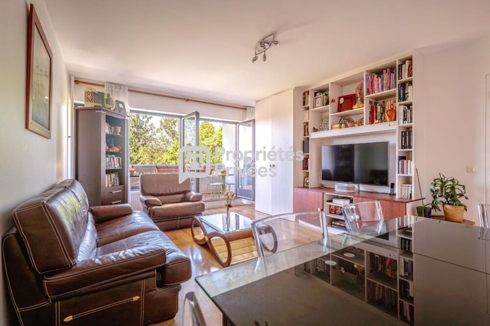 Vente Appartement Trois pièces avec balcon, parking dans un quartier recherché de Villejuif Villejuif