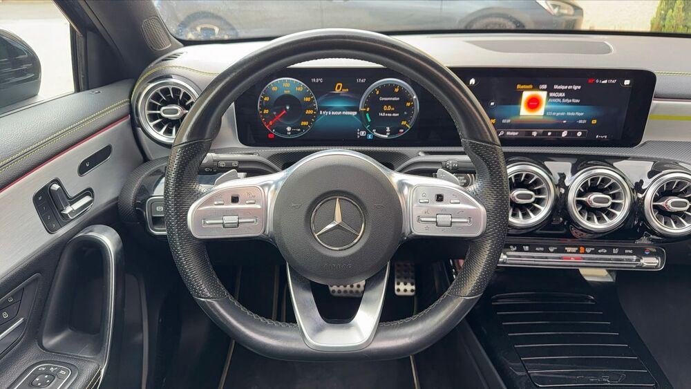 Classe A 250 224 7G-DCT Amg Line Edition 1 - Automatique Toit ouvrant 2018 occasion 26000 Valence