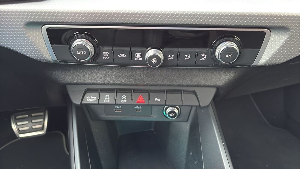 A1 II 2.0 TFSI 200 S line - Automatique 2019 occasion 39220 Les Rousses