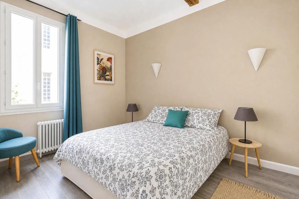 Appartement de charme 4 pièces avec bel aperçu mer au Lavandou