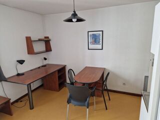  Appartement à louer 1 pièce 18 m²