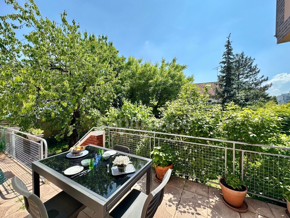 Vente Maison ST GERMAIN Maison 210 m² à 5 mn à pied du Lycée International - rare Saint germain en laye