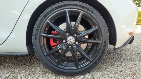 Golf GTI 2.0 TSI 230 DSG6 Performance - Toit ouvrant 2017 occasion 21000 Dijon