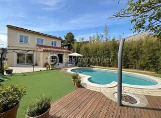  Villa à vendre 5 pièces 136 m²