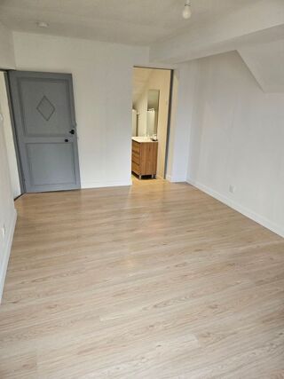  Appartement � louer 3 pi�ces 70 m�