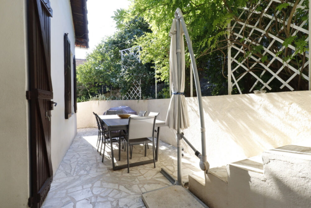 Vente Maison Dpt Bouches du Rhône (13), à vendre LA PENNE SUR HUVEAUNE VILLA P4 de 90 m² vue panoramique avec piscine,  studio en dépendance La penne sur huveaune