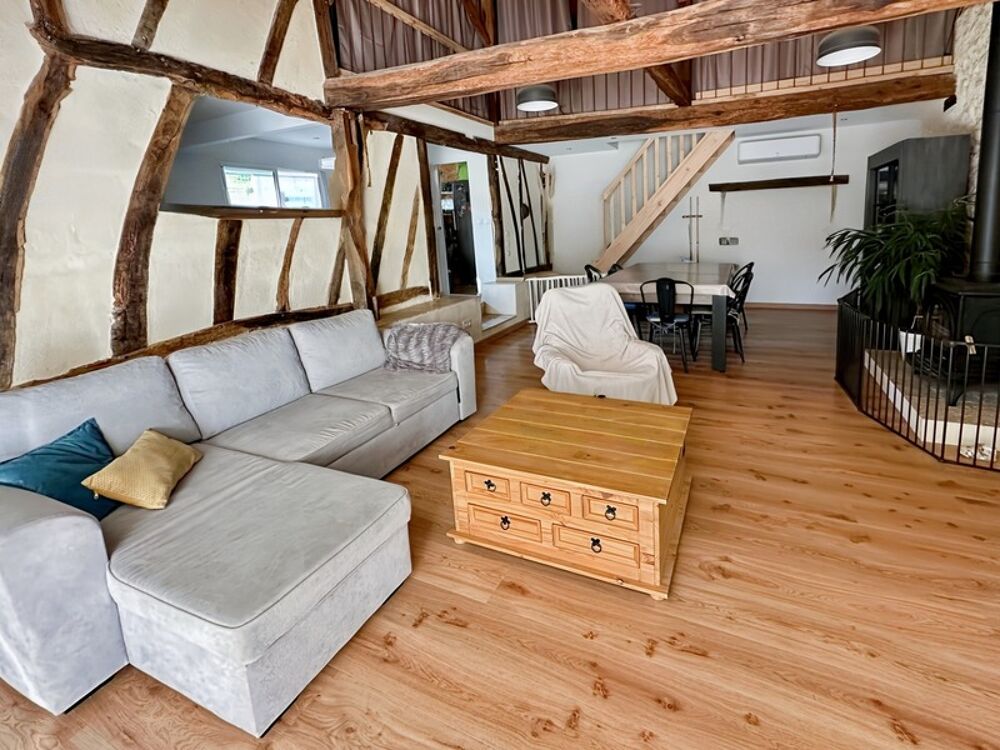 Dpt Gers (32), à vendre LANNEPAX maison P5 de 168 m² - Terrain de 656,00 m² - Plain pied
