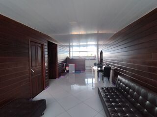  Immeuble à vendre 6 pièces 313 m²