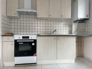  Appartement à louer 4 pièces 86 m²
