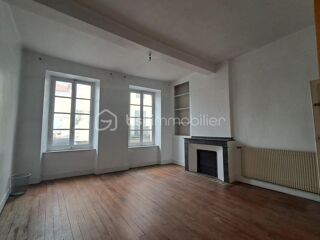  Immeuble à vendre 15 + pièces 363 m²