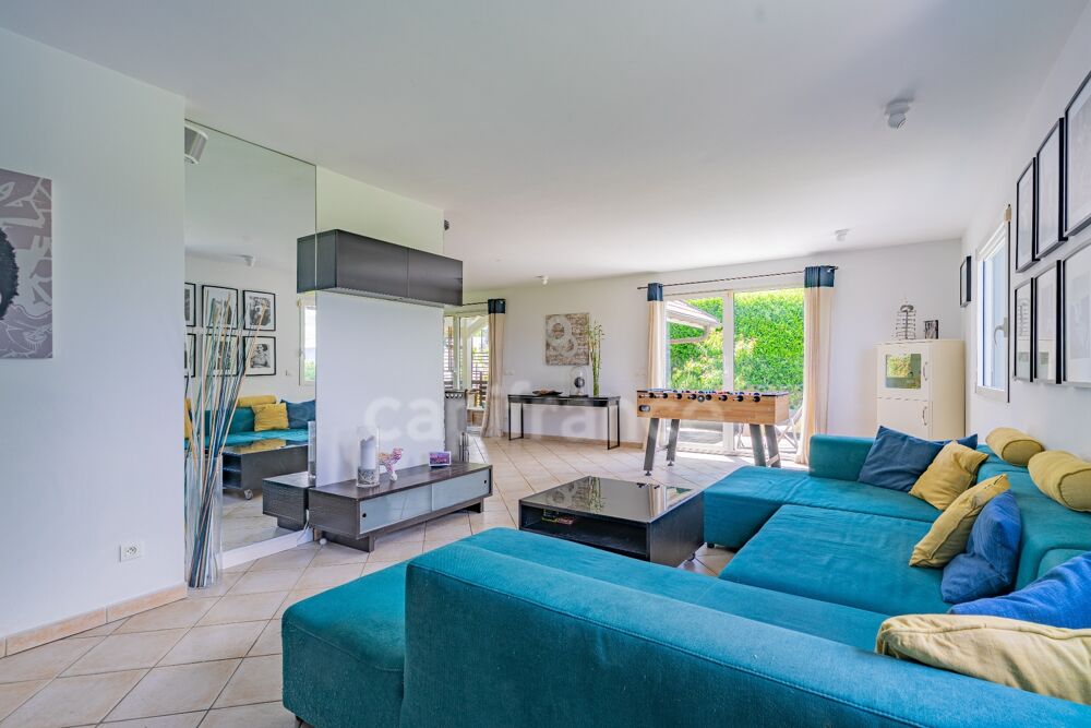 Vente Maison À 5 minutes de la Suisse – Villa de charme avec studio indépendant et vue exceptionnelle Bossey