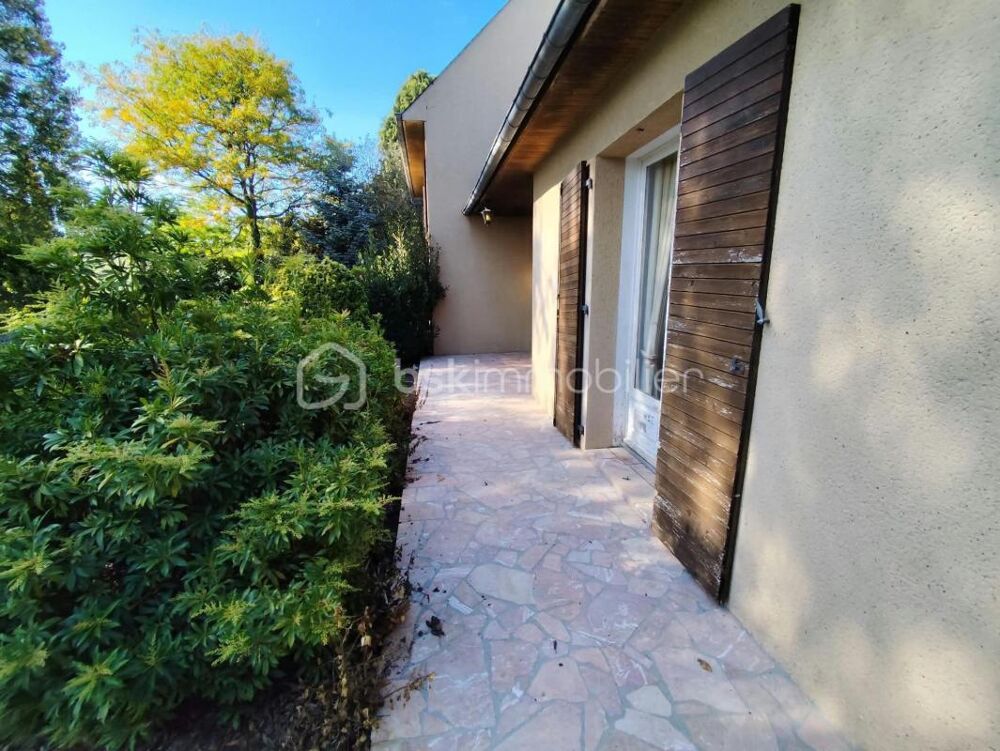Vente Maison Maison d'habitation de 144 m2 nichée dans un petit hameau paisible à l'abri des regards Pontmain