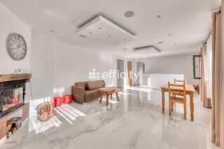  Maison  vendre 6 pices 160 m