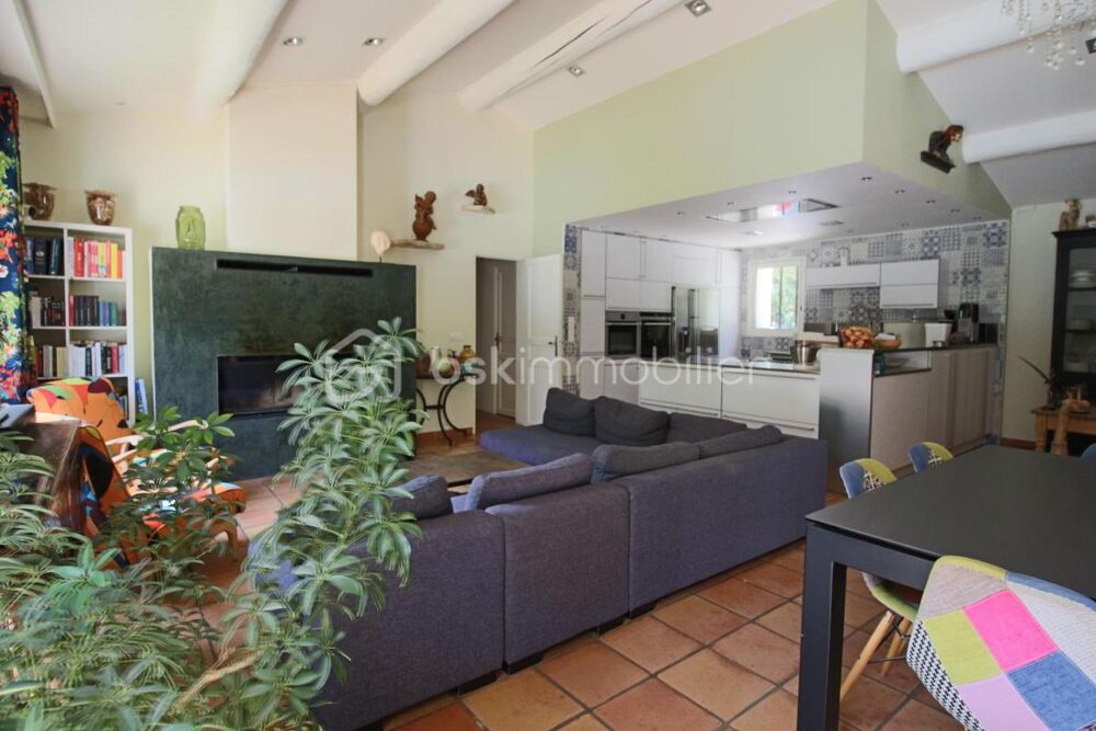 � vendre  Propri�t�/ch�teau Jouques (13490)