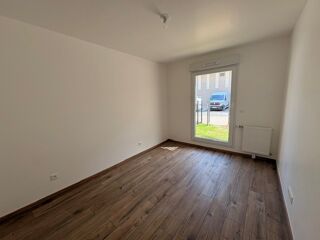  Appartement à louer 2 pièces 39 m²