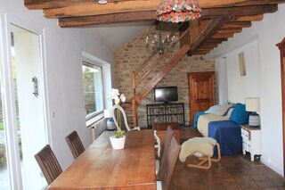  Propri�t�/ch�teau � vendre 10 pi�ces 251 m�