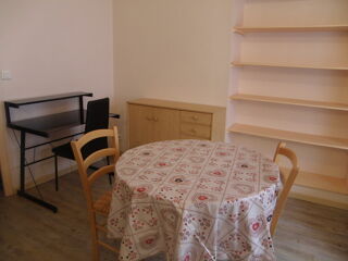  Appartement à louer 2 pièces 30 m²
