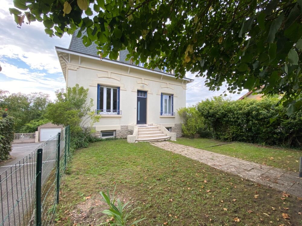 Maison à vendre 8 pièces MONTCEAU LES MINES (71)