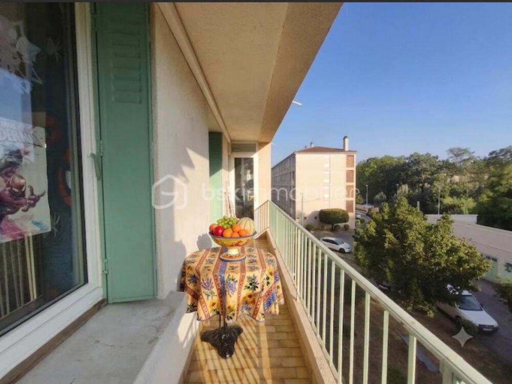 Appartement Type 4 de 70 m² au 2e étage avec terrasse