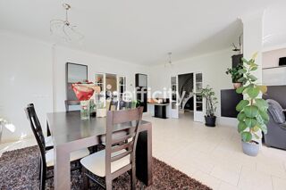  Villa � vendre 10 pi�ces 300 m�