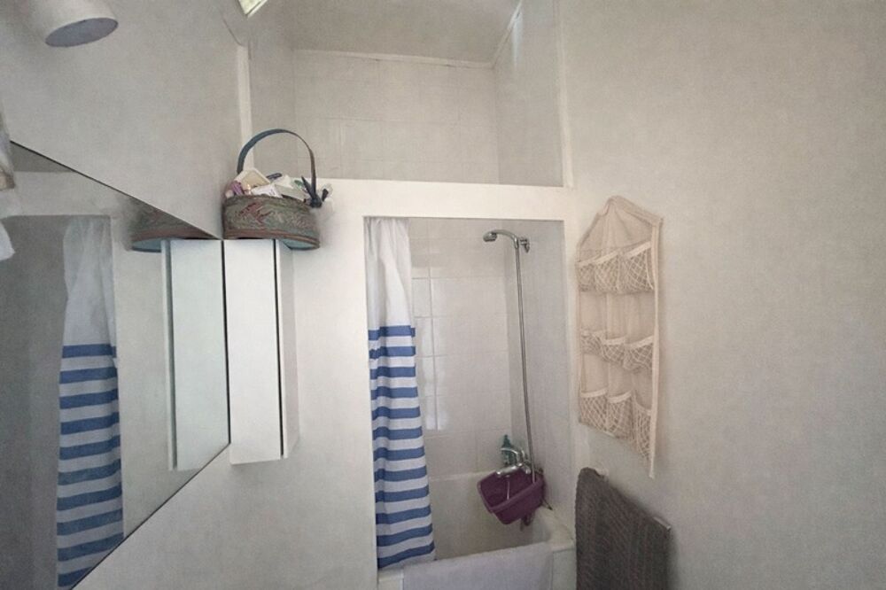 69009 - LYON - APPARTEMENT DE 3 PIECES - JARDIN - VUE DEGAGEE - TRAVERSANT - CALME - PROCHE DU METRO ET DES COMMODITES