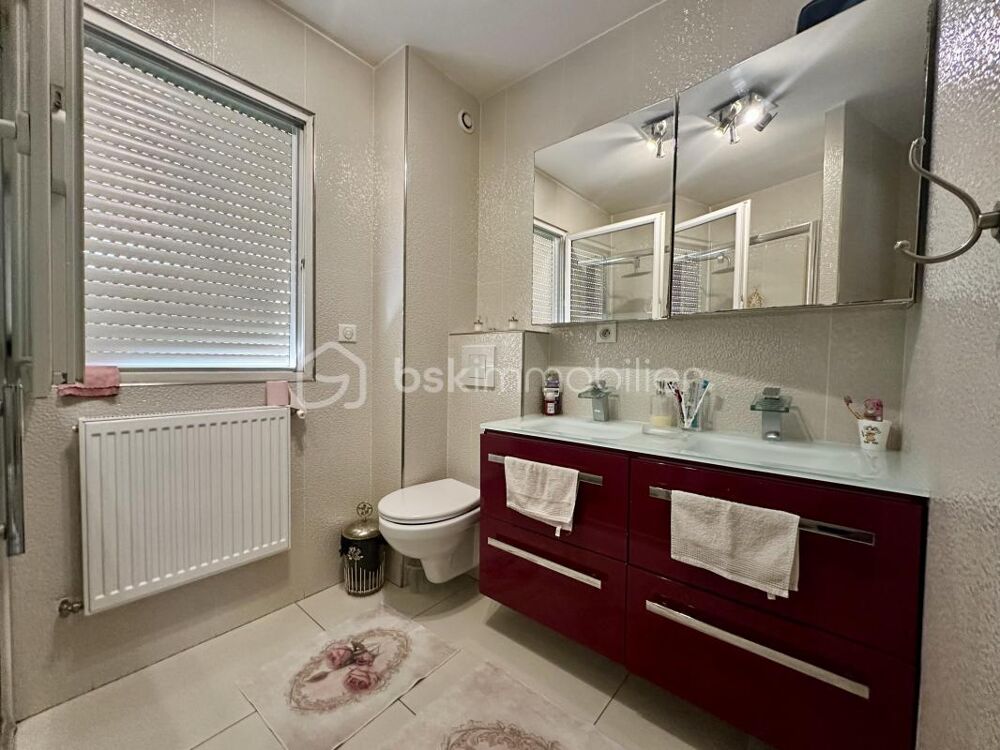 � vendre  Maison Stains (93240)