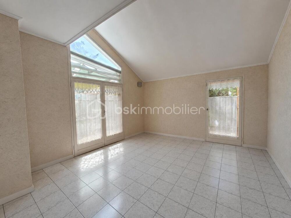 Maison familiale pleine de potentiel ! A Lisses