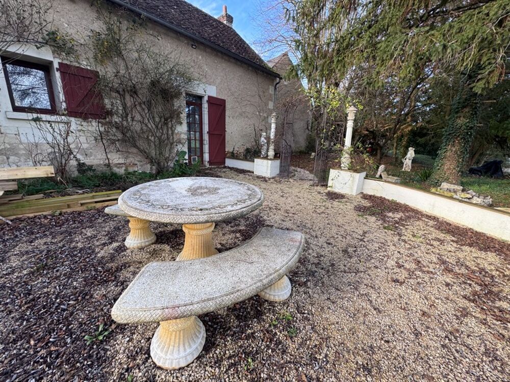 Marcé/Esves - Ancien moulin et ses nombreuses dépendances - Maison principale, grange, 2 gîtes + autres dépendances - Terrain de