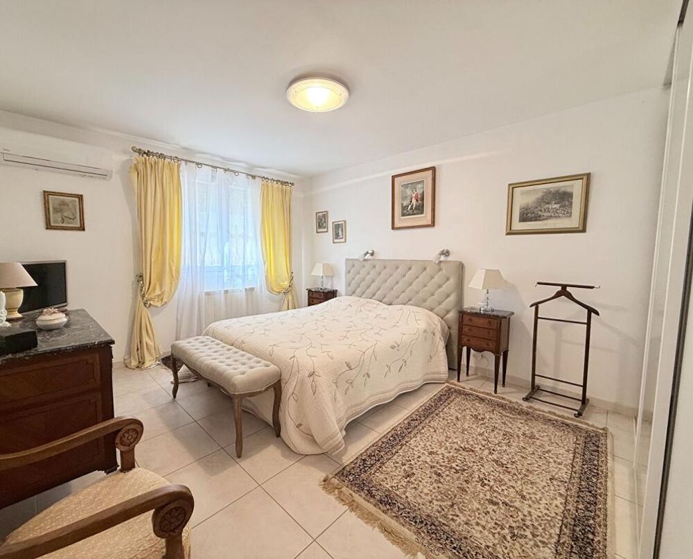 à vendre  Villa Six-Fours-les-Plages (83140)
